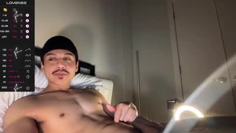 xmomentumx online show from March 13, 3:32 am