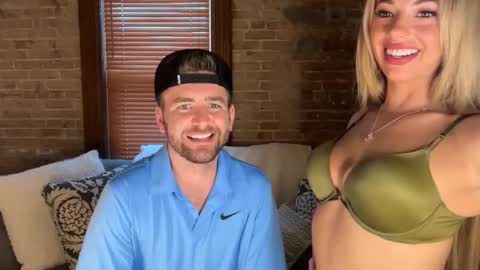 xoprincesspeachxo online show from May 27, 11:46 pm