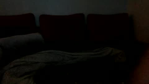 Snapshot of xoviolettt chatting on December 24, 5:05 am 3 online show from December 24, 5:05 am