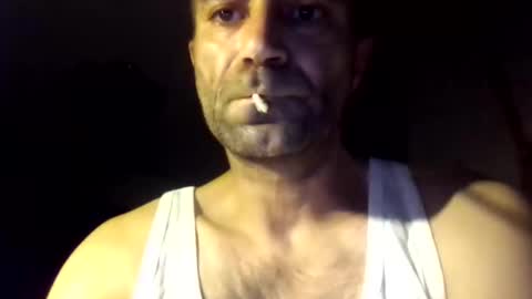 Snapshot of xploid1982 chatting on December 18, 12:21 am xploid1982 online show from December 18, 12:21 am
