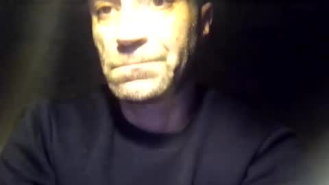 Snapshot of xploid1982 chatting on December 3, 10:45 pm xploid1982 online show from December 3, 10:45 pm