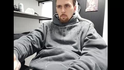 xristboy666 online show from March 2, 5:44 am