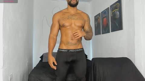 Stipp3r online show from November 7, 1:02 pm