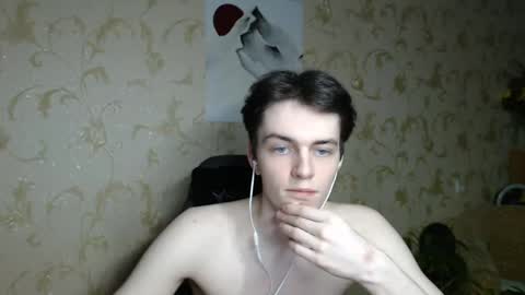 traqqq online show from May 26, 8:37 pm