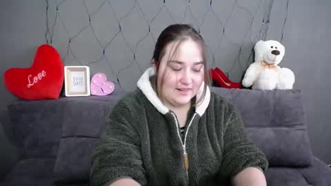 xx daniella xx online show from February 4, 7:34 am