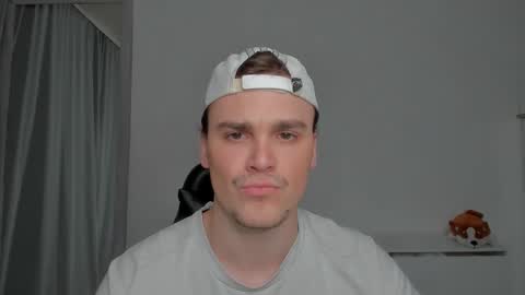 raul online show from March 6, 5:06 am