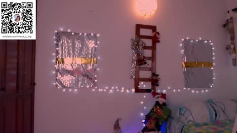 Snapshot of xx_x_mg chatting on December 3, 2:22 pm Jacky online show from December 3, 2:22 pm