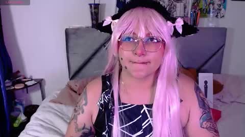 xxgreengoodxx online show from November 4, 11:17 pm