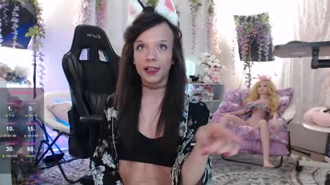 Snapshot of xxhayleemariexx chatting on December 6, 12:18 am Haylee Marie online show from December 6, 12:18 am