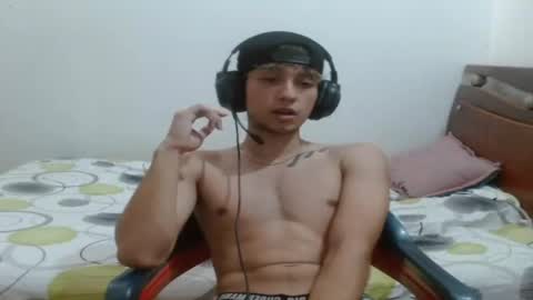 xxherozxx online show from February 25, 8:56 pm