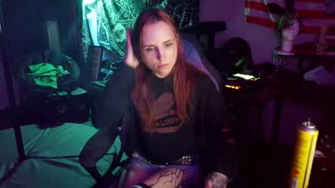 Lilith online show from May 7, 3:13 am
