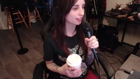 Snapshot of xxlilithmoonxx chatting on September 15, 4:36 am Lilith online show from September 15, 4:36 am