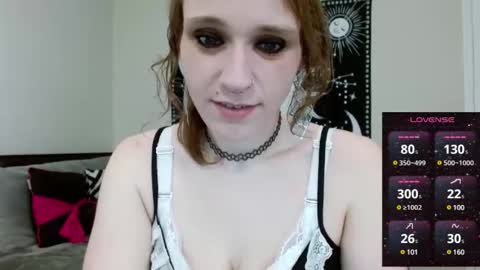 Snapshot of xxlittlemiss95xx chatting on February 21, 10:17 am Natalie Jade online show from February 21, 10:17 am