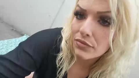 xxsamiibooxx online show from March 28, 2:18 pm