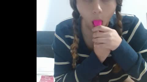 Sophi 3 online show from December 6, 9:18 pm