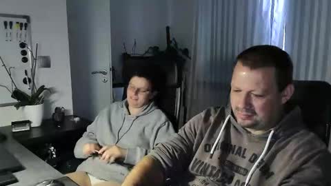 Snapshot of xxstrikerxx chatting on September 11, 4:52 pm Eddi online show from September 11, 4:52 pm