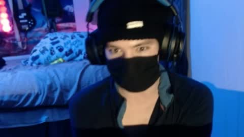 David Fox online show from April 1, 4:46 am