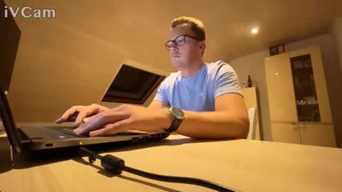 Alex online show from September 12, 6:54 pm