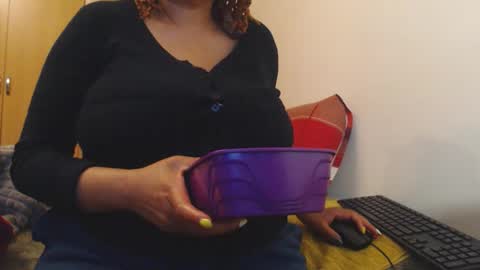 Ayanda online show from May 15, 8:27 pm
