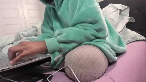 Danielle online show from March 4, 9:51 am