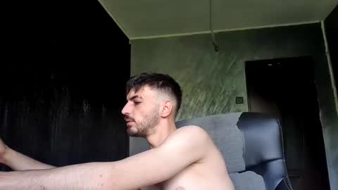 xxxdonpuiuuxxx online show from May 24, 9:05 am