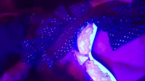 Silky Lingerie grrl online show from April 14, 12:30 pm