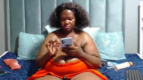 xxxgiantboobs online show from October 17, 9:30 pm