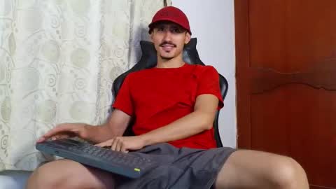 Kev online show from April 30, 8:25 pm