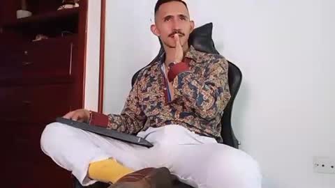 Kev online show from November 25, 9:02 pm