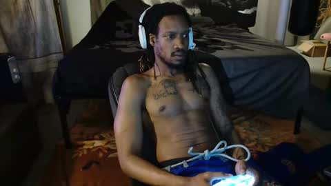 xxxjrstrokesxxx online show from November 1, 4:22 am