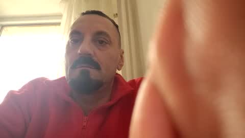 isa and gonzo online show from October 14, 7:11 am