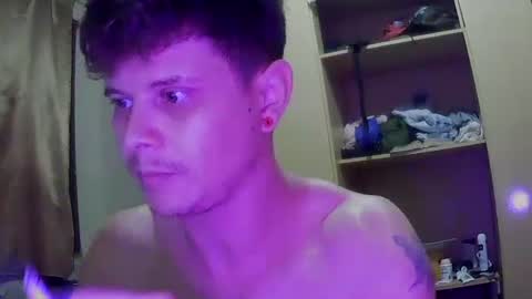 xxxlipe22 online show from January 14, 3:58 am