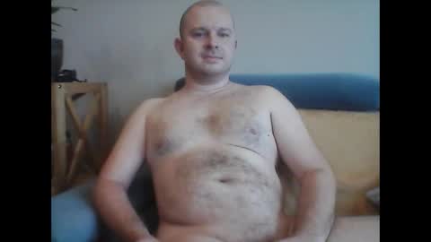 LUKAS online show from May 8, 9:37 am