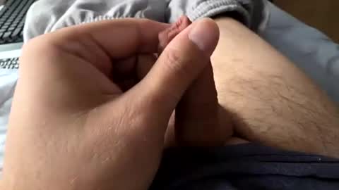 xxxmale4u online show from September 18, 8:24 pm