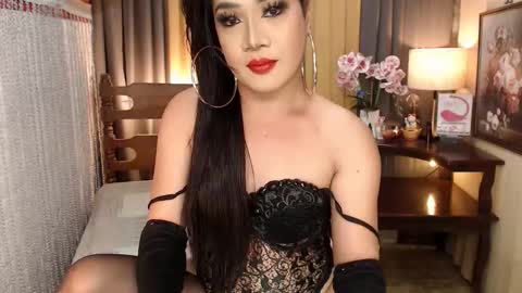 QUEENCY online show from January 27, 6:41 pm