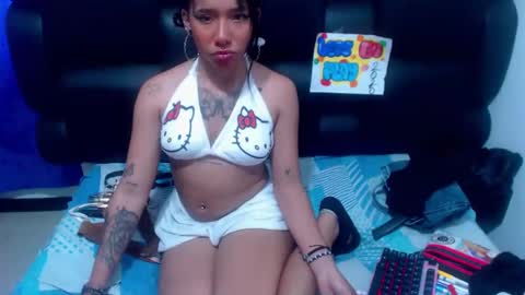 xxxreinasexyassxxx online show from March 10, 8:01 pm