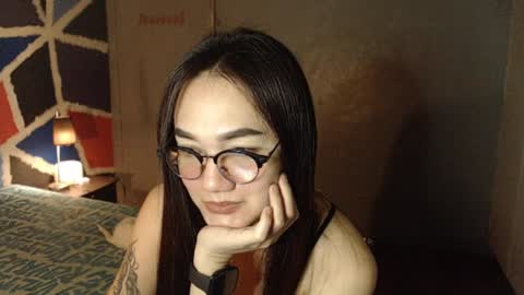 Melissa online show from March 2, 11:39 am