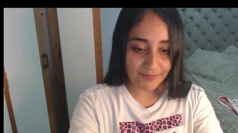 Snapshot of xxxvenus888 chatting on March 6, 2:30 am Lunhaa online show from March 6, 2:30 am