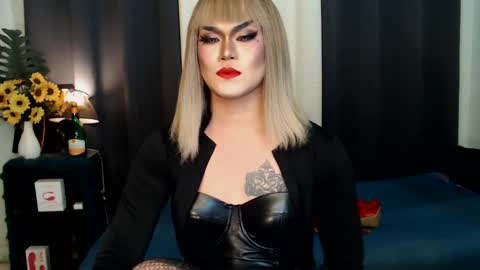 QueenMarina online show from February 19, 10:12 am