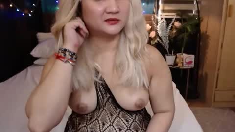 Angela online show from October 27, 12:54 am