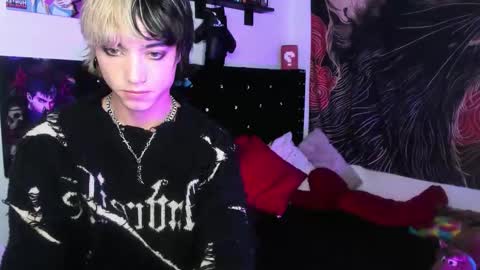 xzerox_ online show from December 18, 10:16 pm