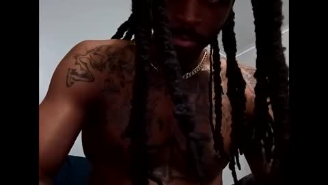 yaeslayyy online show from April 11, 7:45 am