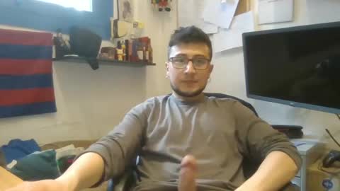 Snapshot of yakajoe97 chatting on March 10, 1:10 pm yakajoe97 online show from March 10, 1:10 pm