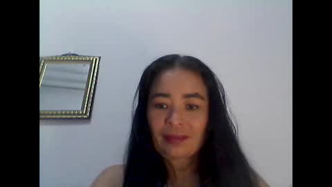 yakissmit online show from February 5, 5:11 am