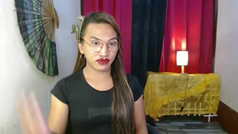 lorien gosper online show from February 6, 2:26 pm