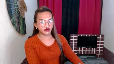 lorien gosper online show from January 25, 4:24 pm