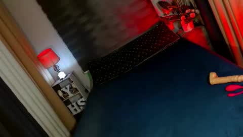 REYAN online show from October 14, 4:15 am