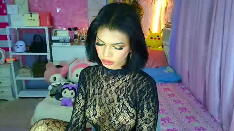 YANG AUDREY LONE online show from March 12, 12:36 am