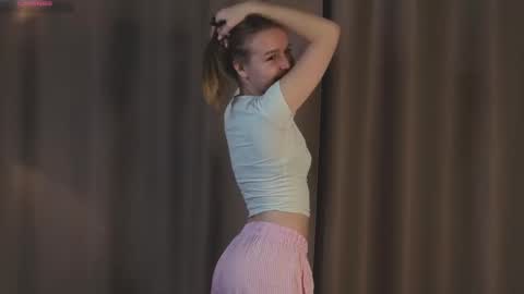 Kate online show from September 27, 3:10 pm