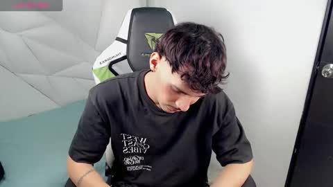 DANILO P online show from November 16, 4:14 am